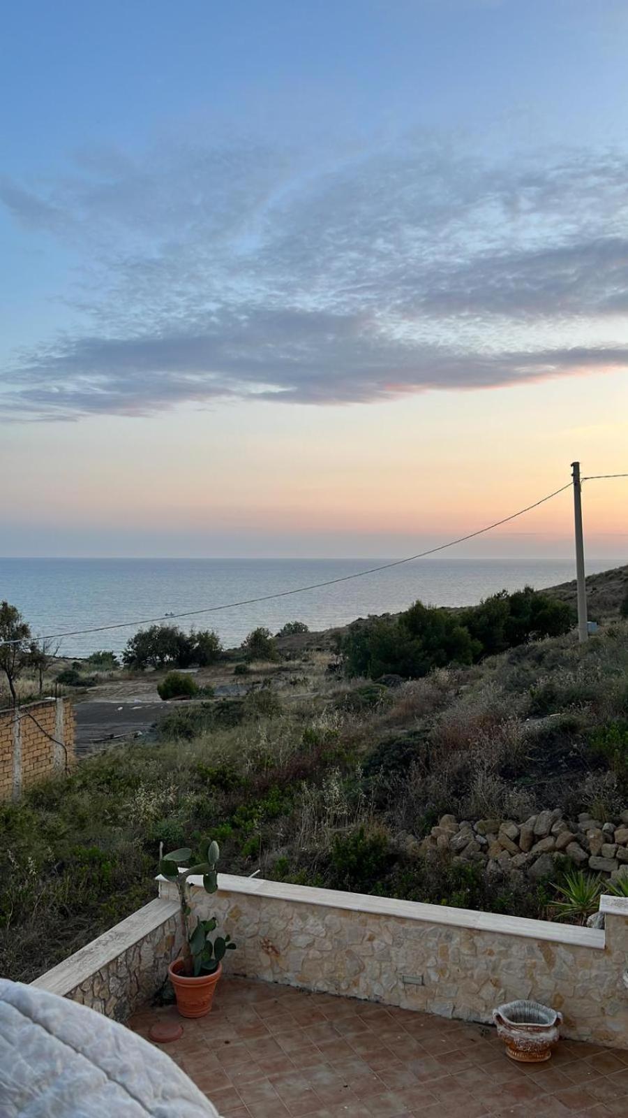 Al Faro Acomodação com café da manhã Realmonte Exterior foto